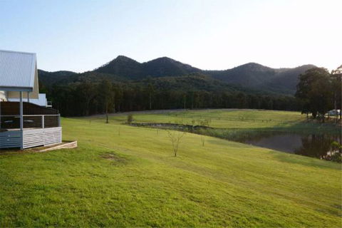 Villa Siena - Mackay Tourism 3