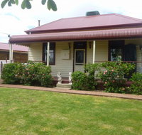 Country Cottages BB - Mackay Tourism