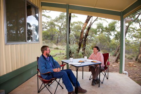 Alligator Lodge - Mount Remarkable National Park - Mackay Tourism 4
