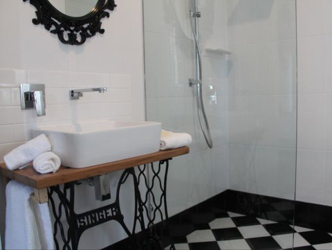 Greenlee Cottages - Mackay Tourism 3