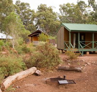 Alligator Lodge - Mount Remarkable National Park - Mackay Tourism