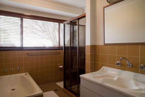 The Jungle Lodge, Blue Mountains Botanic Gardens - Mackay Tourism 4