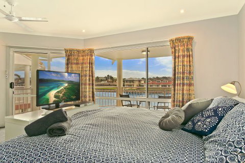 SALT Waterfront Apartment - Mackay Tourism 3