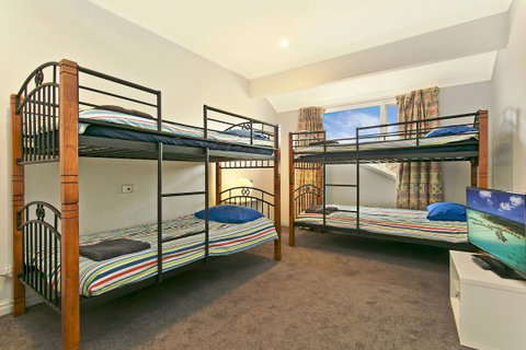 SALT Waterfront Apartment - Mackay Tourism 7