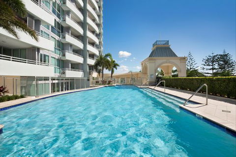 The Grand Apartments - Mackay Tourism 9