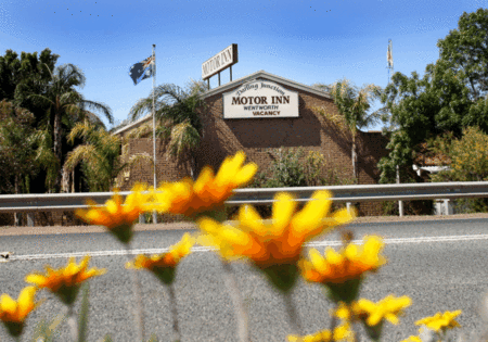 Darling Junction Motel - Mackay Tourism 4