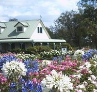 Emmas Cottage Vineyard - Mackay Tourism