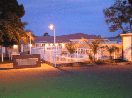 Charles Rasp Motor Inn and Cottages - Mackay Tourism