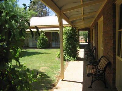 Mansfield Valley Motor Inn - Mackay Tourism 1