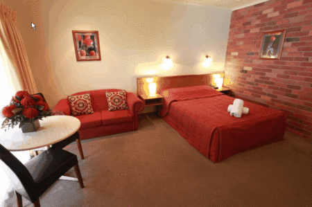 Mansfield Valley Motor Inn - Mackay Tourism 3
