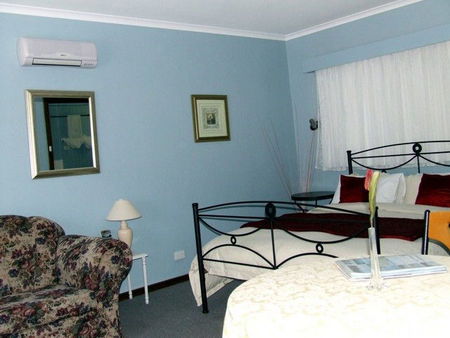 Beachport Motor Inn - Mackay Tourism 2