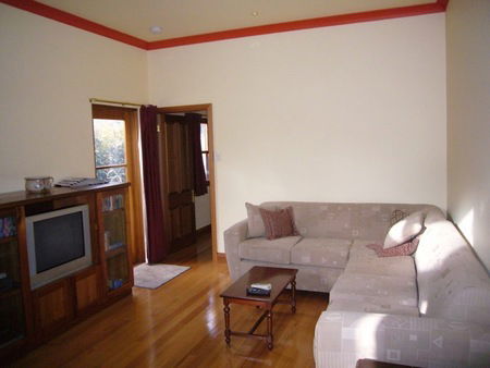 Rectory Cottage - Mackay Tourism 0