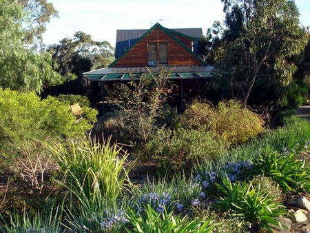 The Stumps B&B - Mackay Tourism 0