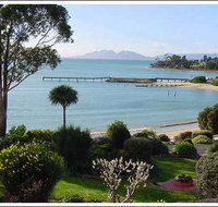 Amos House   Swansea  Villas - Mackay Tourism