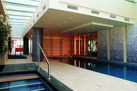 Oaks Liberty Towers - Mackay Tourism 0