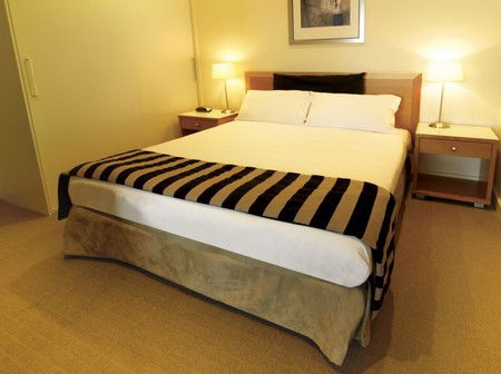 Oaks Liberty Towers - Mackay Tourism 3