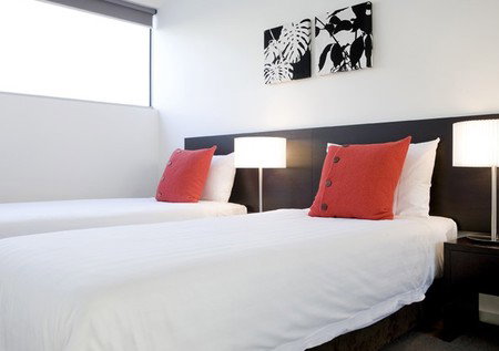Caroline Serviced Apartments Brighton - Mackay Tourism 4