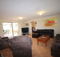 LJ Hooker Goolwa Holiday Rentals - 12 Willmett Road Goolwa Beach - Mackay Tourism