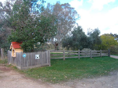 Baranduda Homestead B&B Cottages - Mackay Tourism 8