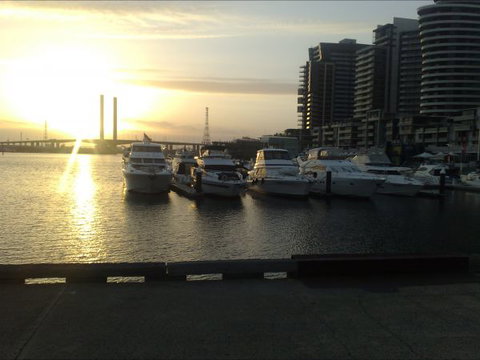 Harbour Escape Apartments Docklands - Mackay Tourism 3
