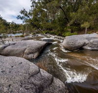 Wallaroo Rock Camp at Wallaroo Conservation Park - Mackay Tourism
