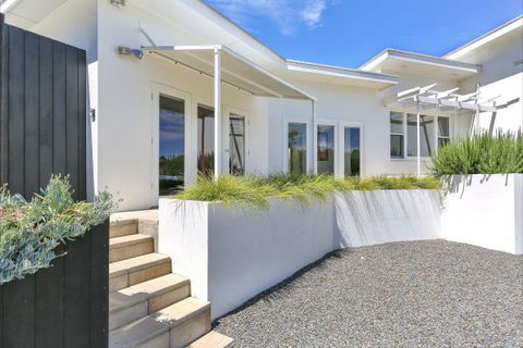 Barossa White House: The West Wing - Mackay Tourism 10