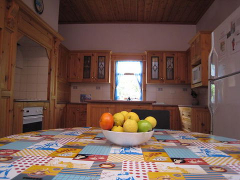 Kingfisher Lodge Edithburgh - Mackay Tourism 5
