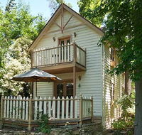 Aldgate Creek Cottage Bed and Breakfast - Mackay Tourism