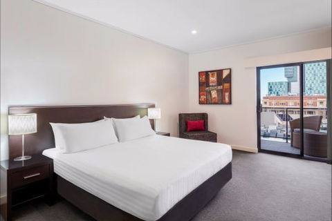 Adina Apartment Hotel Perth Barrack Plaza - Mackay Tourism 1