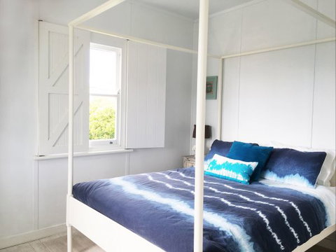 Aurora Beachfront Cottage - Mackay Tourism 2
