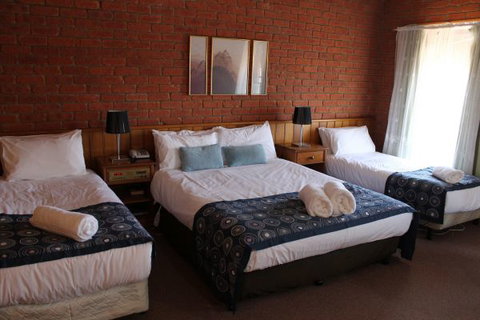 Bakery Hill Motel - Mackay Tourism 3