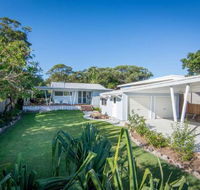 Back Beach Bungalow - Mackay Tourism