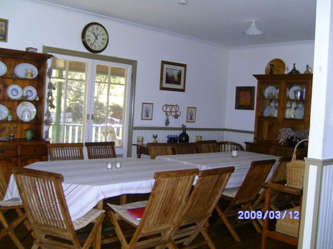 Bountiful Farm House - Mackay Tourism 0