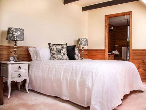 Brigham House - Tooma - Mackay Tourism 2
