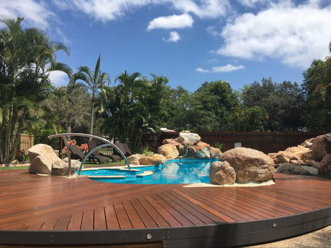 Bush Oasis Caravan Park - Mackay Tourism 1