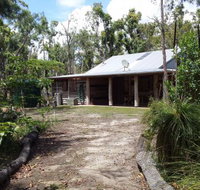 Byfield Cabins on Waterpark Creek - Mackay Tourism