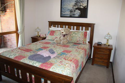 Coranda Lodge B And B - Mackay Tourism 3