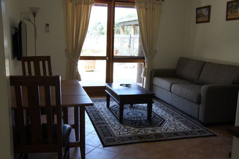 Coranda Lodge B And B - Mackay Tourism 5