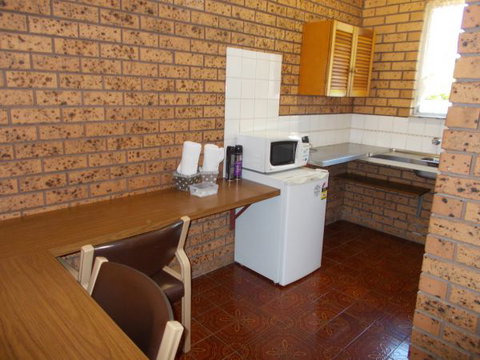 Corowa Gateway Motel - Mackay Tourism 1