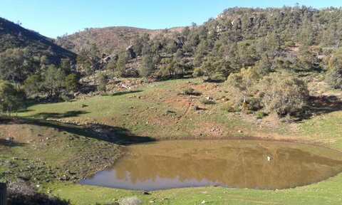 Horseshoe Rim - Wilderness Cabin - Mackay Tourism 0