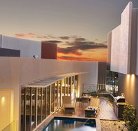 The Frames - Luxury Riverland Accommodation - Mackay Tourism