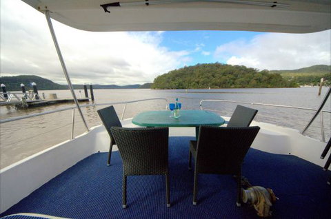Luxury Afloat Hawkesbury River And Brooklyn - Mackay Tourism 0