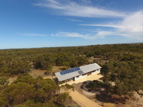 Muntiri Lodge Eco Retreat - Mackay Tourism 1