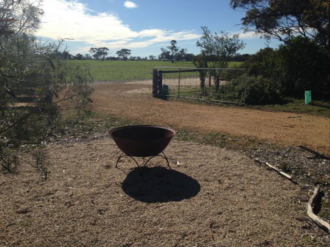 Muntiri Lodge Eco Retreat - Mackay Tourism 9