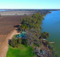 Mundic Waterfront Cottages - Mackay Tourism