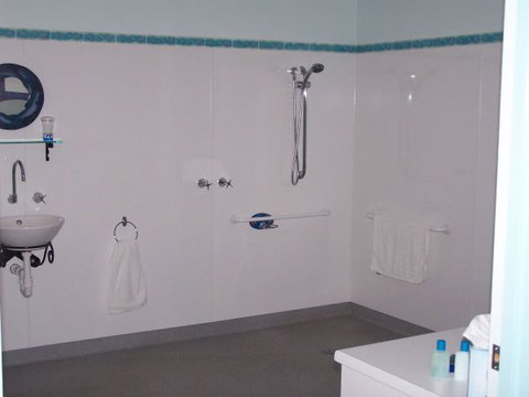 Ocean Inlet - Mackay Tourism 5