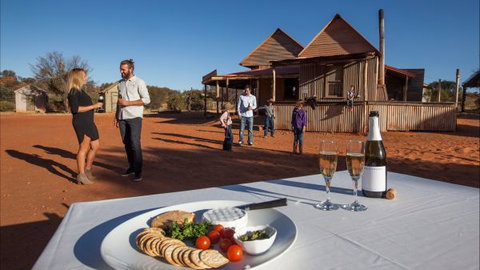 Ooraminna Station Homestead - Mackay Tourism 2