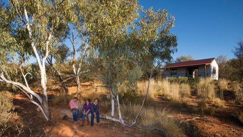 Ooraminna Station Homestead - Mackay Tourism 5