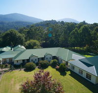 Oscar's on the Yarra - Mackay Tourism