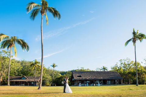 Paradise Cove Whitsundays - Mackay Tourism 0